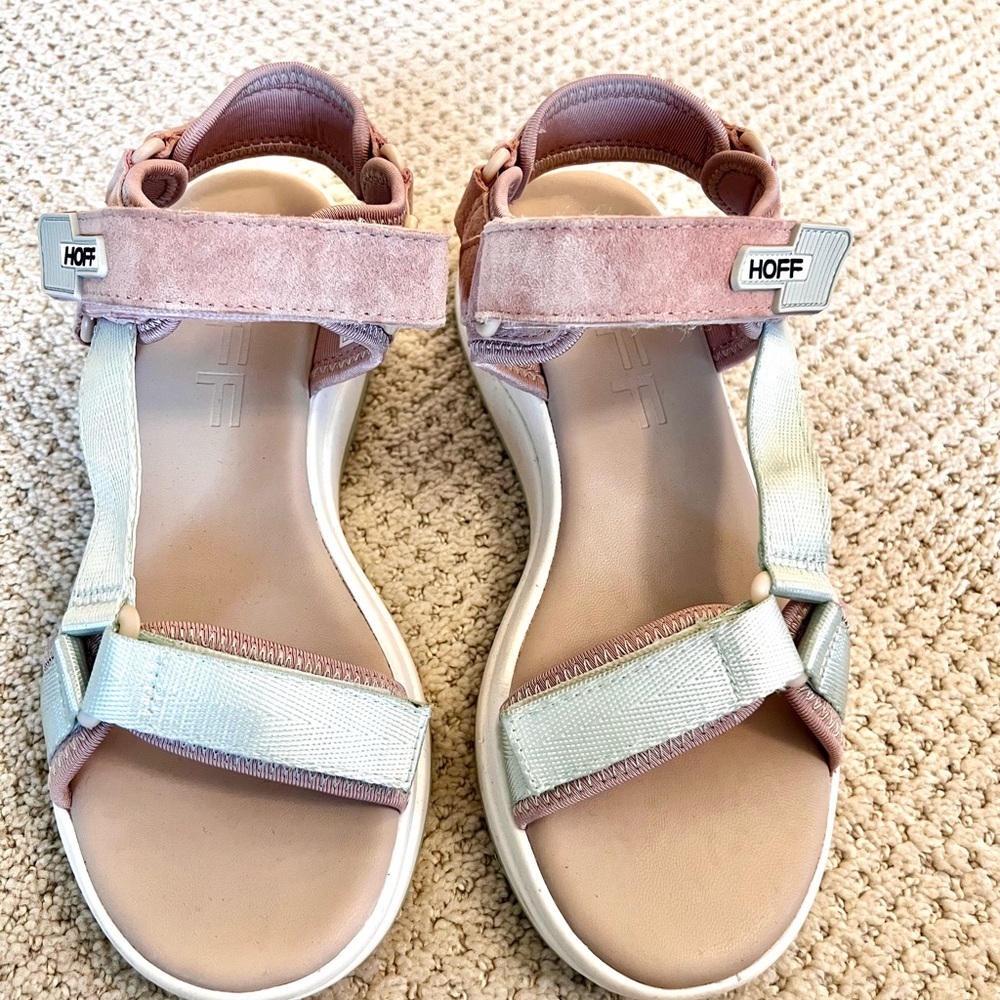 Hoff Women's Pink & Mint Sport Sandals with Cushioned Sole - Picture 4 of 6